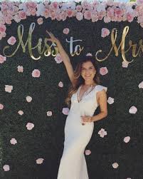 Maybe you would like to learn more about one of these? Amazing Flower Wall For A Bridal Shower Engagement Part Birthday Party Etc Paper Flower Bridal Shower Backdrop Bridal Shower Pictures Bridal Shower Flowers