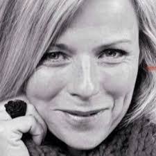 Florence Walker's Instagram, Twitter & Facebook