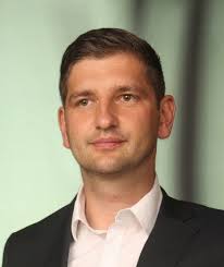 Wir wünschen Ihnen von Herzen eine friedvolle und gesegnete Weihnacht sowie  alles Gute, viel Glück und Zufriedenheit für ei