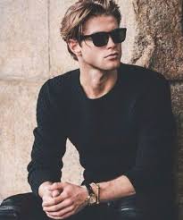 20 Besten Mittellangen Frisuren Fur Manner Die Sie Ausprobieren Mussen Update 2019 Hairt In 2020 Young Men Haircuts Mens Hairstyles Medium Young Mens Hairstyles