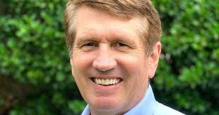 Steve Callis's Instagram, Twitter & Facebook