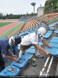 国立競技場 スタジアム座席表 最大収容 60,000席（竣工時） 駐車場 ファミレスカフェ コンビニ ホテル 徒歩約7分 千駄ケ谷駅から www.livewalker.comこの座席表はライブウォーカーが作成しました。会場設営・座席構成によっては相違する場合もありますので. è–åœ° ã®ä¼çµ±å—ã'ç¶™ã å¹³å¡šç«¶æŠ€å ´ã«å›½ç«‹ã®åº§å¸­è¨­ç½® ã‚¹ãƒãƒ¼ãƒ„ ã‚«ãƒŠãƒ­ã‚³ By ç¥žå¥ˆå·æ–°èž
