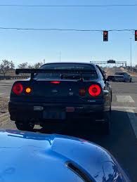 Spotted this midnight purple Nissan R34 GTR yesterday afternoon : rcarporn