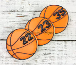 Basketball Sports Decorated Cookies By Paradise Sugar Shoppe Basketball Cookies Cookie Decorating Sugar Cookies Decorated