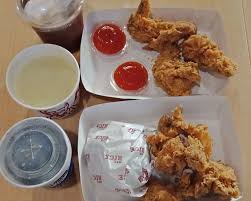 Wajar jika para pelanggan setia sulit beralih ke gerai fast food lain. Kfc Kota Lengkap Menu Terbaru Jam Buka No Telepon Alamat Dengan Peta