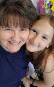 Sharon Edgington's Instagram, Twitter & Facebook