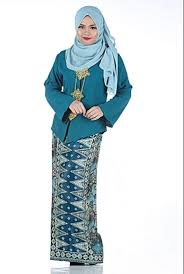 ️yuk simak inspirasi modelnya terlengkap disini. Model Baju Kurung Wanita Modern Gaya Ootd
