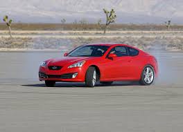 Hyundai genesis coupe features and specs. Hyundai Genesis Coupe To Receive 429 Hp 5 0l V8 Autoevolution