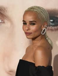 Such was the magic of zoë kravitz at last night's coach party. From Beyonce To Zoe Kravitz Why Braids Were The Hairstyle Of The Decade Teen Vogue