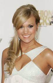 Breaking: Carrie Underwood is pregnant!