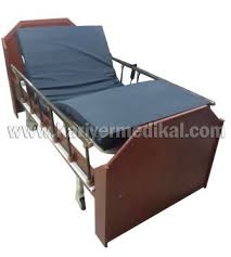 Ahsap Hasta Karyolasi Hasta Yataklari Yatak Dis Mekan Mobilyalari Karyola