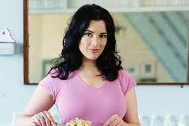 How old is nigella lawson and is she married? Nigella Lawson S Children Daughter Cosima Thomasina Diamond And Son Bruno Paul Diamond Famous Chefs