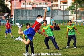 Bola basket menjadi salah satu cabang olahraga yang terkenal di seluruh dunia. Bola Baling Duniasukan Jr