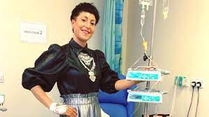 末期がんの彼女がとびっきりのおしゃれをして病院に通う理由 | 信じるのは「奇跡」ではなく「生きる力」 | クーリエ・ジャポン