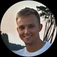 Born in @bydgoszcz, living in reading uk. Krzysztof Nowakowski Graphic Designer Printflex Linkedin