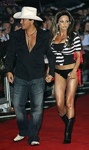 Jun 04, 2021 · it was a match made in showbiz heaven when katie price and peter andre tied the knot in 2005 with a fairytale wedding at highclere castle. The Real Reason Katie Price And Peter Andre Split After Her Mum Blames Exes For Rehab Stint Mirror Online
