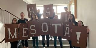 3, din nou, liceul dr. Colegiul NaÈional Dr Ioan MeÈotÄ Pasch Initiative