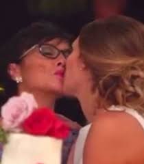 Me has dejado el alma rota', el recuerdo de Irene Rosales a su madre un año  después de su muerte