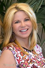 Lyn Berman's Instagram, Twitter & Facebook