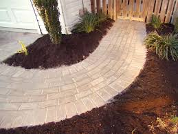 Lowe's has a wide selection of shapes, lengths, colors and materials of driveway pavers and walkway stepping stones to help you get a look that you'll enjoy seeing — and walking on — each day. Building A Brick Walkway How Tos Diy