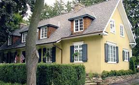 Maybe you would like to learn more about one of these? Cedar And Stucco Exteriors Large Stucco Cedar Shingles Stucco Homes Stucco Exterior House Exterior