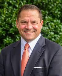 Christy Lipscomb's Instagram, Twitter & Facebook