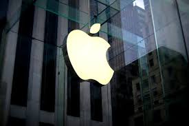 Winning logo designed for a stock trading analysis website in the united states. Apple S Stock Market Value Reaches A Massive 2 Trillion Gcc Business News