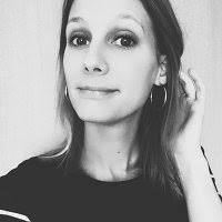 A list of who Pamela Johnson is following