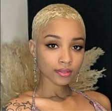 Vee Lee Official added a new photo.