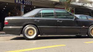 The whole car has a nice clean classy look with the two tone color combo and the polished wheels. Bbs Rs Gold In Benz W124 Youtube