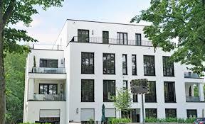 6 im dg, 68 m² wfl., bestehend aus 2 zimmern, küche, flur, 2 abstellräumen und bad, sowie kellerraum, bj. Wohnungen Und Hauser In Krefeld Mieten Kersting Immobilien