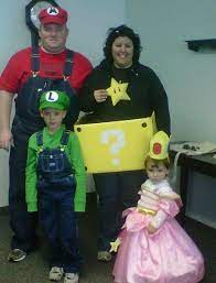 Family Costumes Super Mario Brothers Family Halloween Family Halloween Costumes Family Costumes