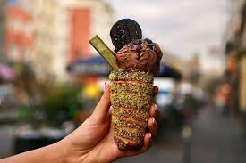 Genieße leckeres essen, schnell geliefert! Bei Arm Chimney Cakes Gibt S Besonderes Zu Essen Baumstriezel Koeln De