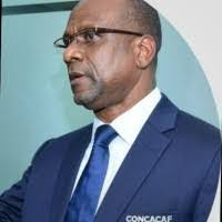 Horace Elliott's Instagram, Twitter & Facebook