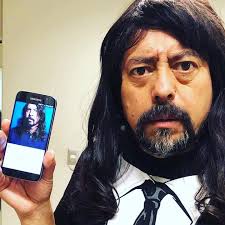 Inception. Remake of the movie of Christopher Nolan with Dave Grohl.  Halliwud, 2019