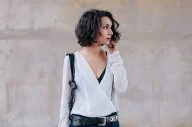 Pour ceux qui ne la connaissent pas, coline a lancé son blog et pourquoi pas coline qu'elle qualifie de les commentaires sur le poids ou les cheveux n'ont donc rien à faire là, ils ne enfin, coline rappelle que commenter le physique est une façon d'enfermer les femmes dans leur rôle assigné par. Et Pourquoi Pas Coline Coline Et Pourquoi Pas Coline Les Meilleurs Produits Pour Cheveux