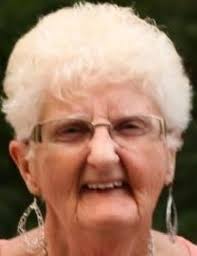 Lucy Oakes's Instagram, Twitter & Facebook