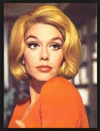 i love the moving picture in the corner