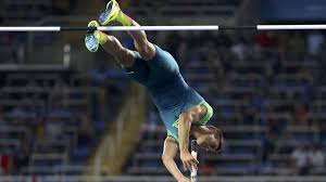Pole vaulting, also known as pole jumping, is a track and field event in which an athlete uses a long and flexible pole, usually made from fiberglass or carbon fiber, as an aid to jump over a bar. Thiago Braz Salto Com Vara Home Facebook