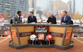 2021 spring college football rankings, one thing to know about each team: College Gameday Begins Season At Notre Dame Site Of First Road Show Newscaststudio