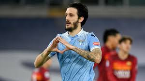 Roma defender aleksandar kolarov was sent off late for two yellow cards in quick succession. Lazio 3 0 As Roma Luis Alberto Double Inspires Lazio To Rome Derby Win Eurosport