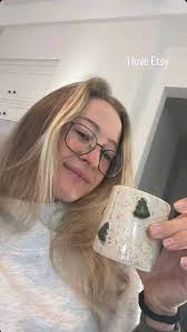 nelly korda fan page  