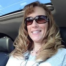 Andrea Deckard (@Apd1221)