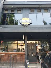 Di kemang ada burger bar yang sajikan aneka burger enak dengan interior heavy metal rock. Lawless Burgerbar Menu Menu V Restauracii Lawless Burgerbar Kemang Jakarta