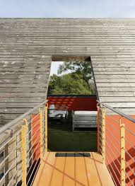 Home tour includes family's abstract-modern house you can see from U.S. 59