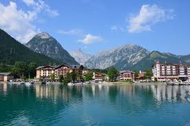 Bergens eldste fotografi er fra 1843. Blick Vom Achensee Auf Die Umliegenden Berge Foto Bild Europe Osterreich Tirol Bilder Auf Fotocommunity