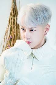 Hasil gambar untuk junhyung highlight