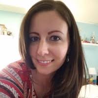 200+ perfiles de «Tara Wood»