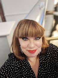 I Am The Pretty Thing That Lives in the House