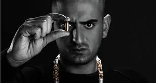 Марко де ла о, умберто бусто, диего васкес и др. Haftbefehl Wie Viel Vermogen Hat Der Babo Verdienst 2021